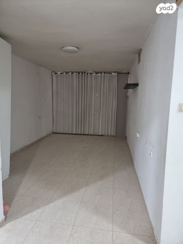 דירה, נתן אלבז, רובע ו', אשדוד