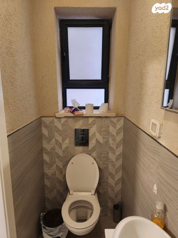 דו משפחתי, כפר אלדד