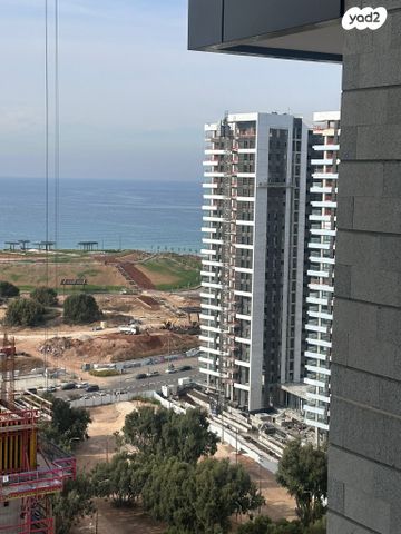 גג/ פנטהאוז, דרך מנחם בגין 1, דרום חדש, פארק הים, בת ים