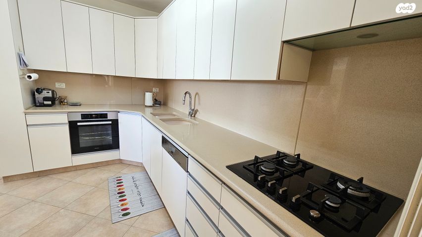 דירה, משה שרת 14, רמת שרת, ירושלים