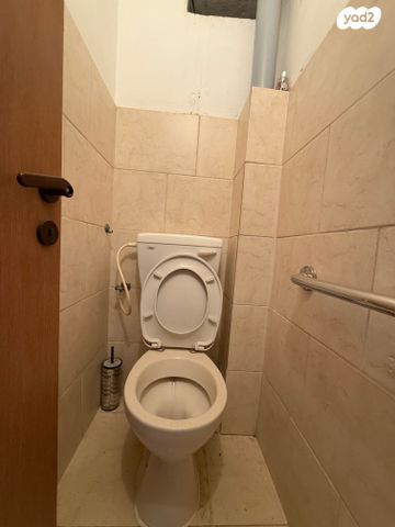 דירה, שדרות ח"ן 12, צור שלום, קרית ביאליק