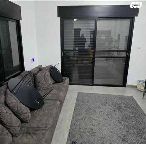 בית פרטי/ קוטג', התמר, פעמי תש''ז, פעמי תש"ז