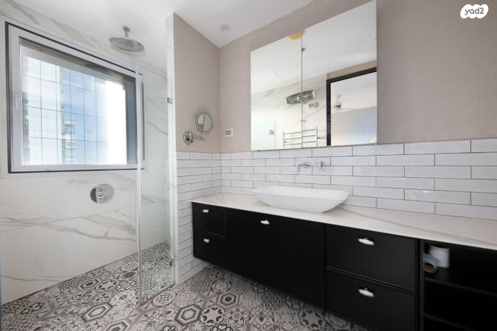 דירה, דרך מנחם בגין, מונטיפיורי, הרכבת, תל אביב יפו