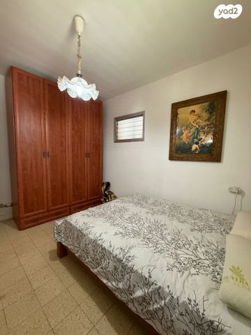 דירה, שדרות ח"ן 12, צור שלום, קרית ביאליק