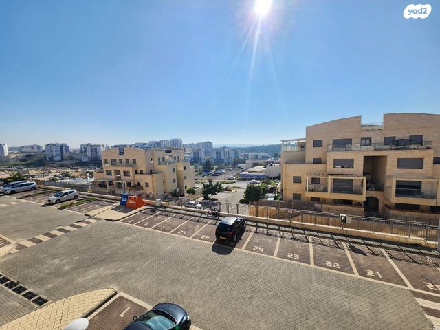 דירה, רימון, החורש, חריש