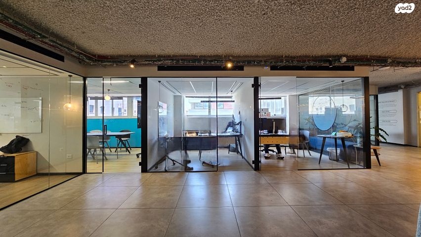 משרדים, יגאל אלון 114, נחלת יצחק, תל אביב יפו