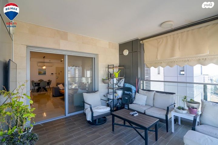 דירה, הרברט סמואל 57, מרכז העיר, חדרה