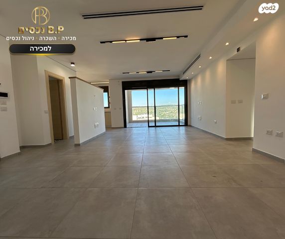 דופלקס, ברקת, אבני חן, חריש