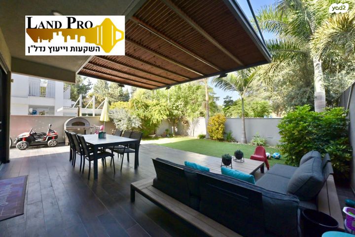 בית פרטי/ קוטג', אירוס, אירוס