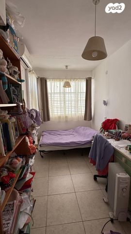 דירה, שדרות ח"ן, ב' / צפון מערב העיר, רחובות