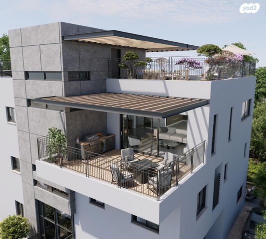 דירה, עתלית