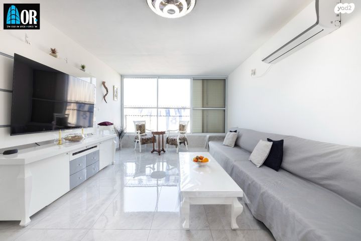 דירה, חוה לוצקי, א' / צפון מזרח העיר, רחובות