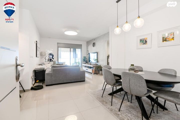 דירה, הרברט סמואל 57, מרכז העיר, חדרה