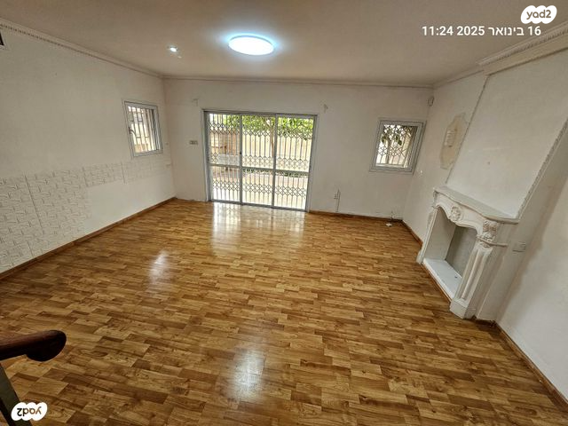 בית פרטי/ קוטג', בית דגן