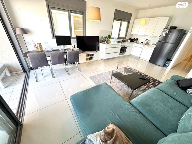 דירה, אביגיל 18, חרוזים, רמת גן