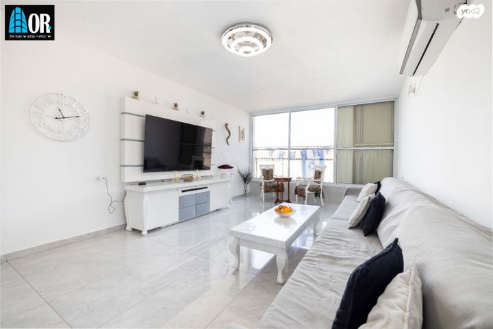 דירה, חוה לוצקי, א' / צפון מזרח העיר, רחובות