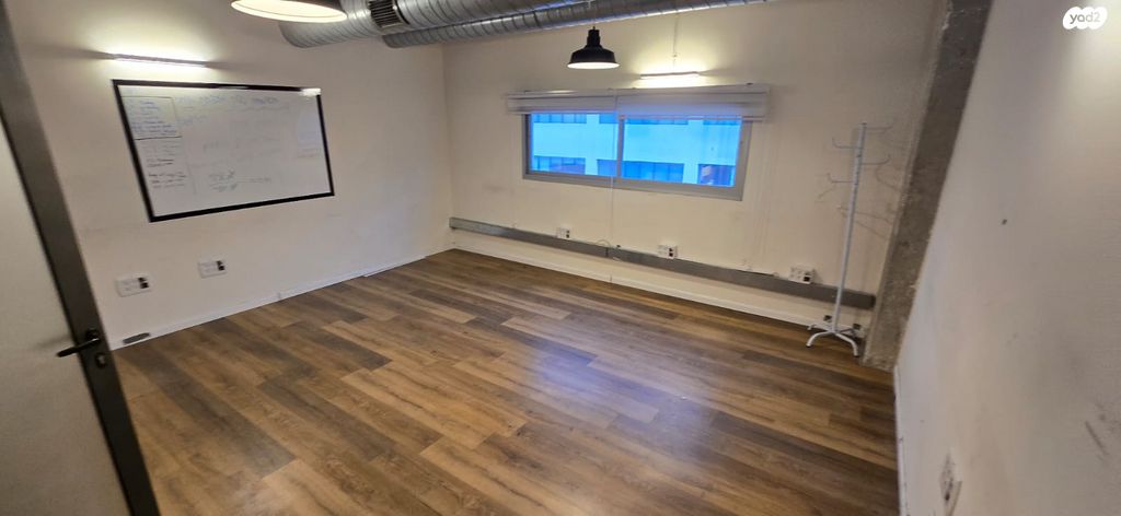 משרדים, שונצינו 16, מונטיפיורי, הרכבת, תל אביב יפו