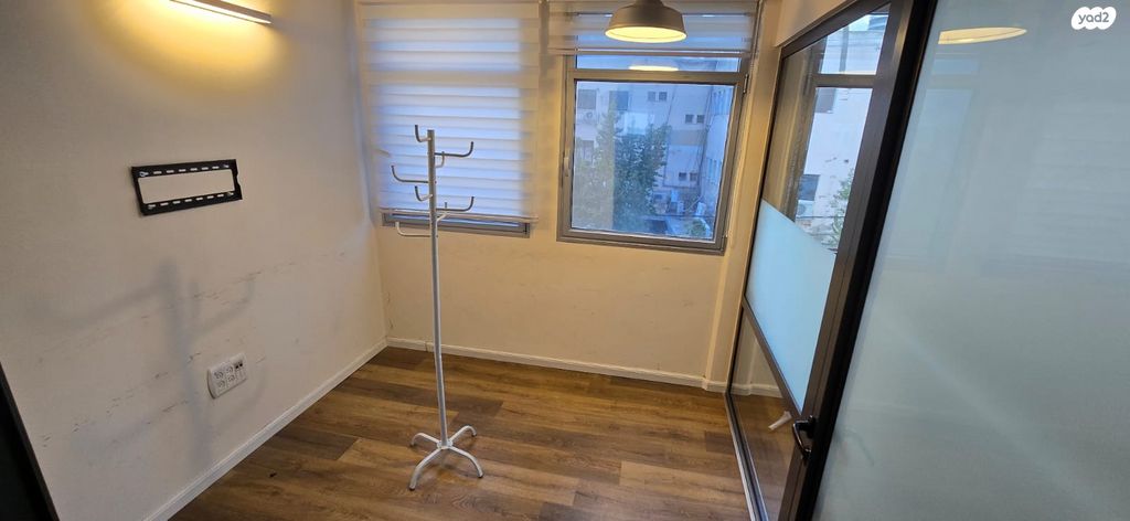 משרדים, שונצינו 16, מונטיפיורי, הרכבת, תל אביב יפו