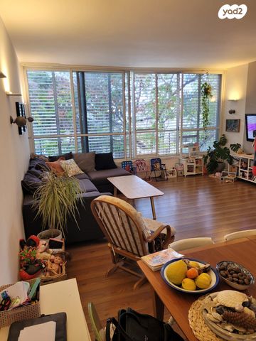 דירה, עיר שמש, גני צהלה, רמות צהלה, תל אביב יפו