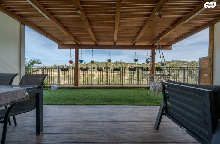 דירת גן, שוהם 48, אבני חן, חריש