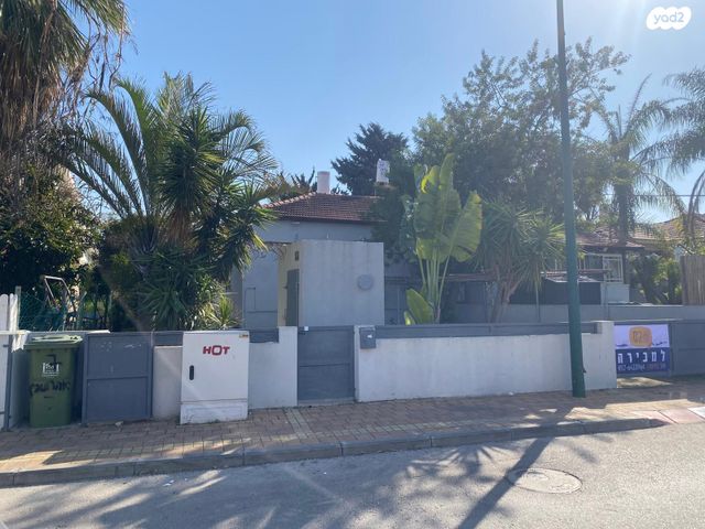 יוסף אהרונוביץ' 