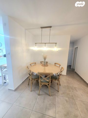 דירה, כינרת, רובע י"א, אשדוד