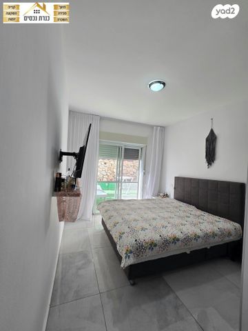 דירת גן, גבעת יערה, יקנעם עילית