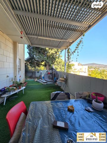 דירת גן, גבעת יערה, יקנעם עילית