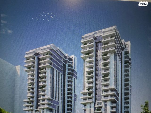 דרך מנחם בגין 1