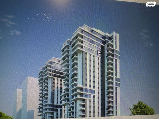 גג/ פנטהאוז, דרך מנחם בגין 1, בת ים