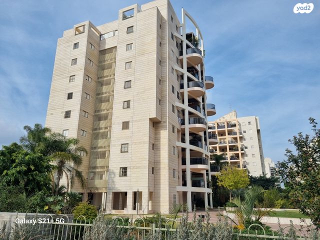 דירה, אורי צבי גרינברג 2, רמת הדר, גבעת שמואל