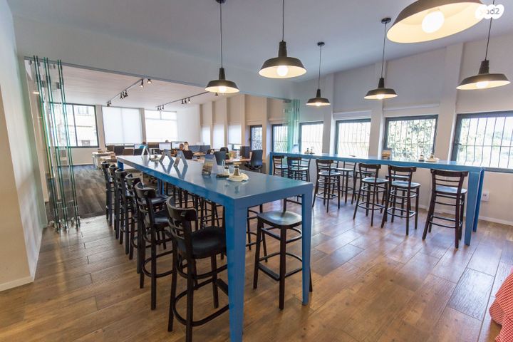 בניין משרדים, מונטיפיורי, הרכבת, תל אביב יפו