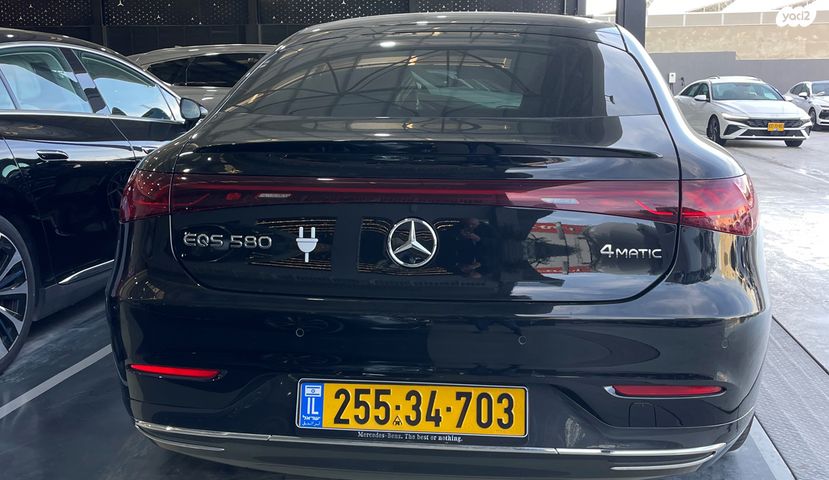 מרצדס-בנץ EQS