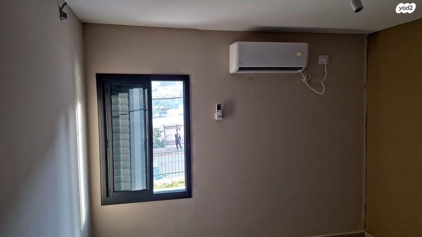 דירת גן, רוטשילד 10, לב העיר, טבריה