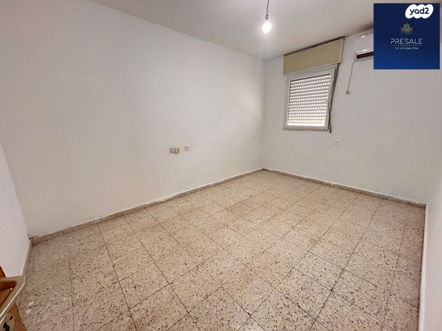 דירה, חלמיש, ערד