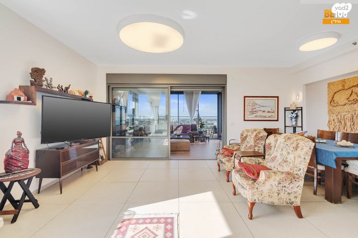 גג/ פנטהאוז, צמרות המושבה, באר יעקב