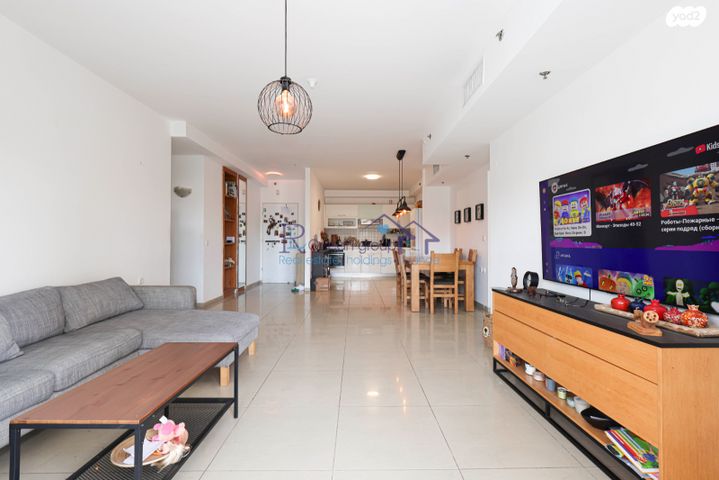 דירה, אלונים 26, קרית השרון, נתניה