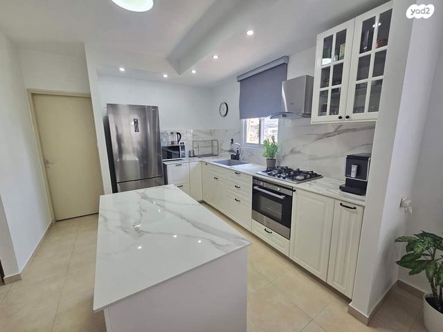 דירה, אחד העם, מרכז העיר, חדרה