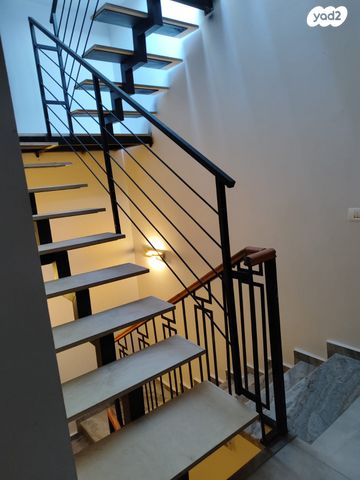 בית פרטי/ קוטג', אסף הרופא, עג'מי, גבעת העליה, תל אביב יפו