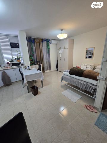 דירה, פנקס 7, לב העיר, בת ים