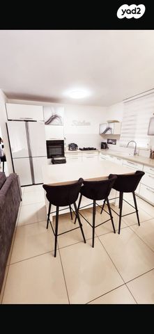 דירה, בר כוכבא, טבריה