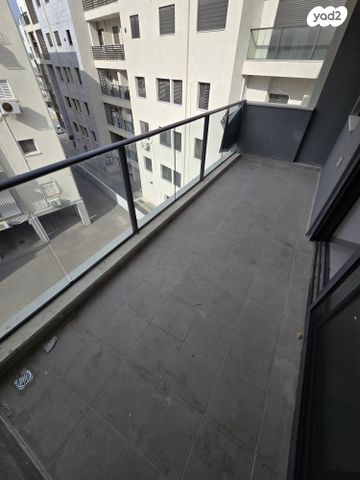 דירה, סוקולוב 18, רוטשילד עצמאות, בת ים