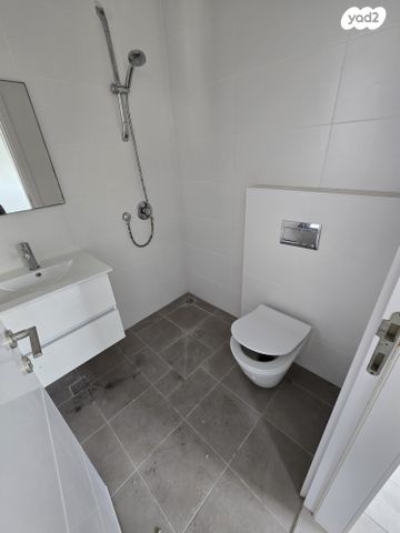 דירה, סוקולוב 18, רוטשילד עצמאות, בת ים