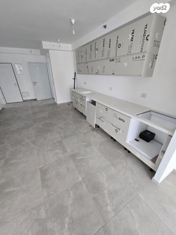 דירה, סוקולוב 18, רוטשילד עצמאות, בת ים