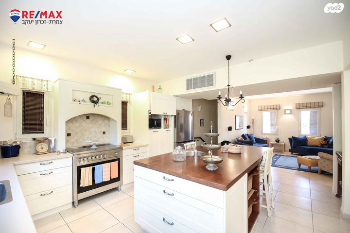 בית פרטי/ קוטג', הסביון, גבעת עדן, זכרון יעקב