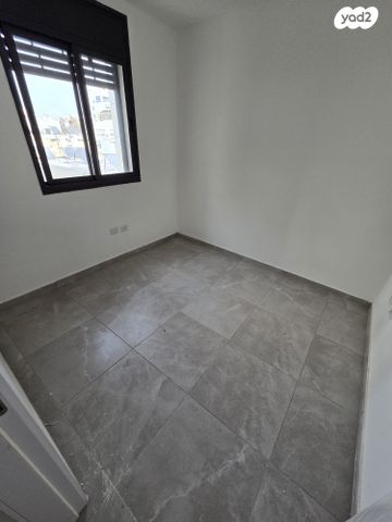 דירה, סוקולוב 18, רוטשילד עצמאות, בת ים