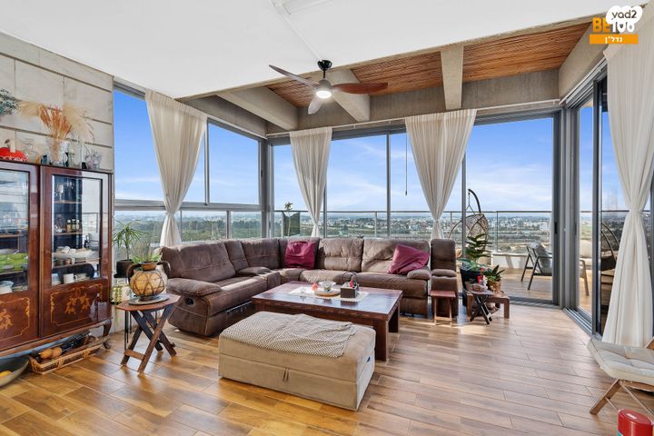 גג/ פנטהאוז, צמרות המושבה, באר יעקב