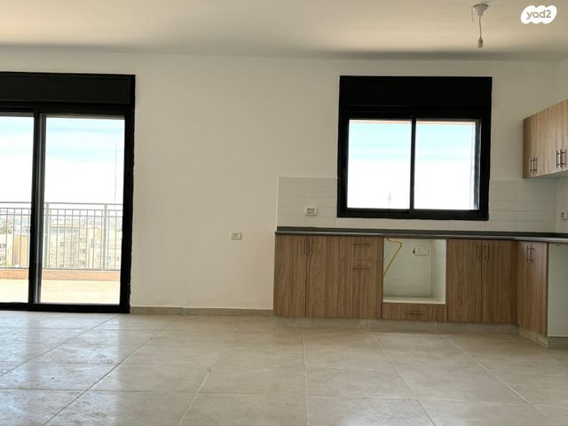 גג/ פנטהאוז, אנג'לו לוי ביאנקיני 1, ירושלים