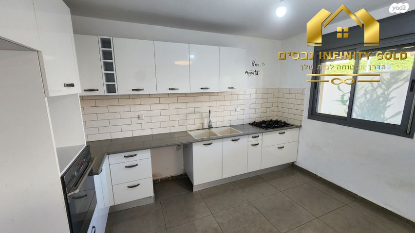 דירת גן, שקד 14, החורש, חריש