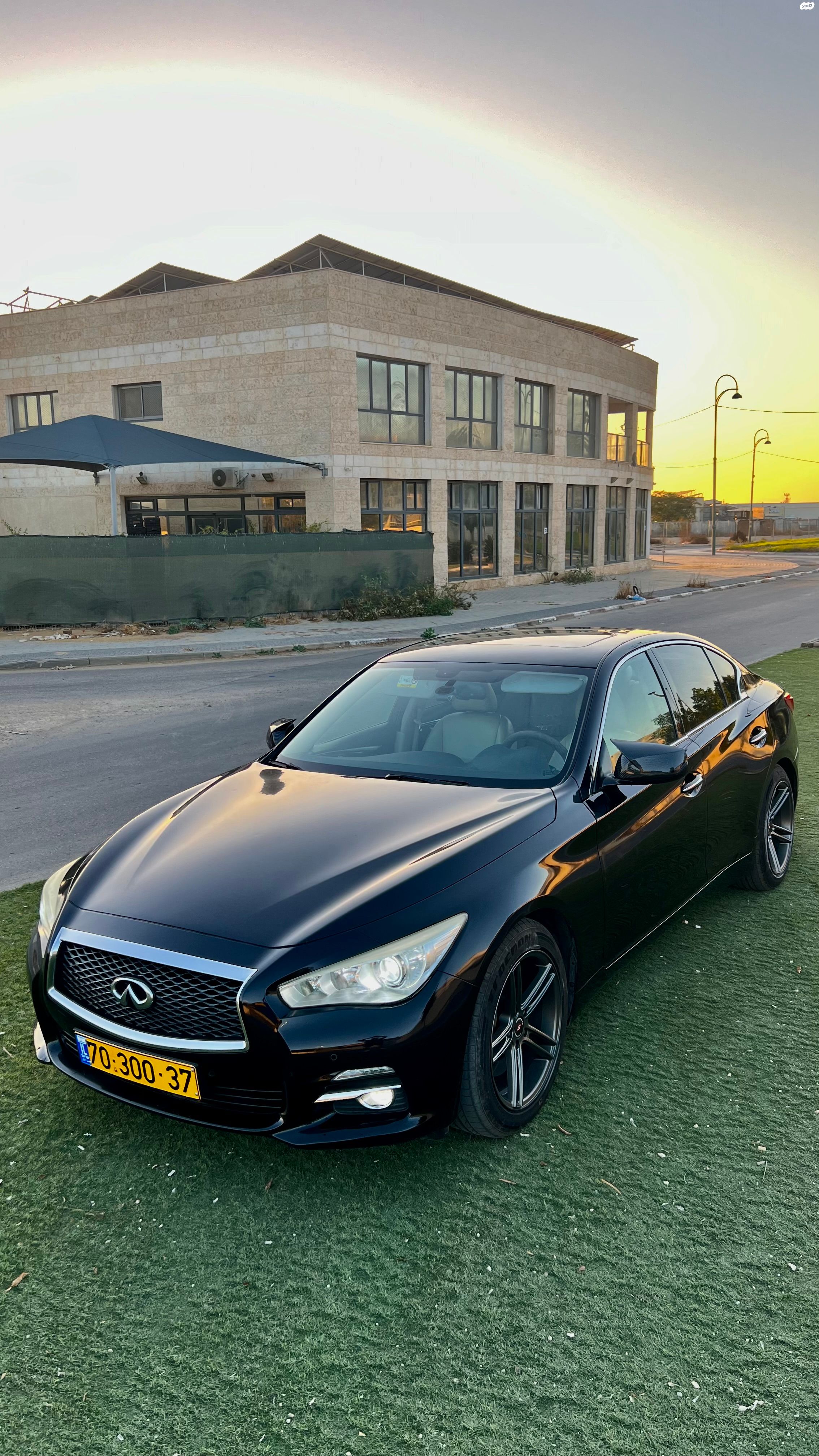 מודעת רכב אינפיניטי Q50